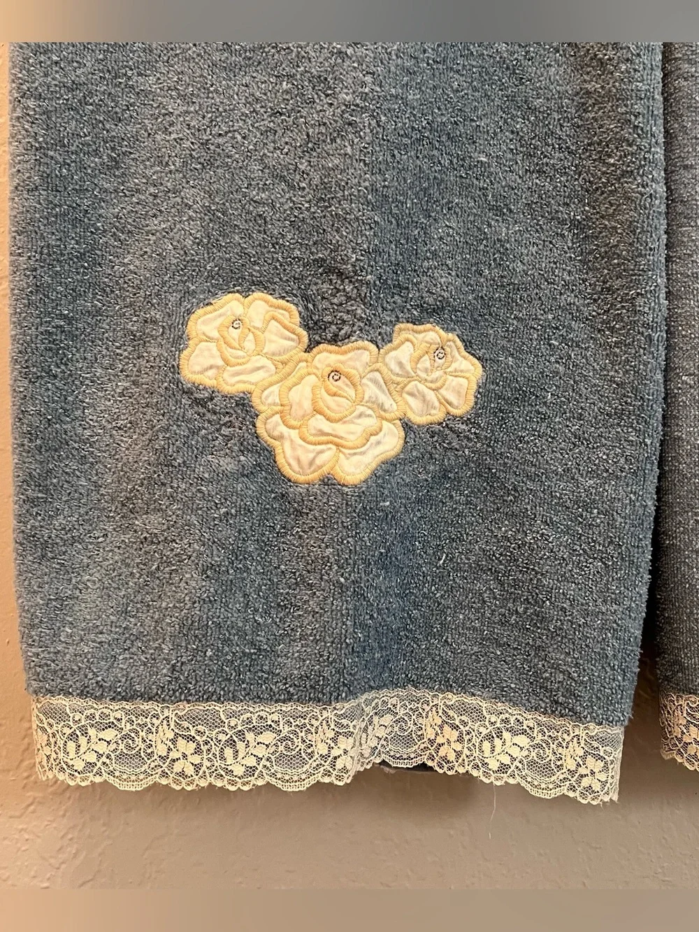Vintage The Bathworks Blue Bath Towels Floral Applique Lace Trim Set